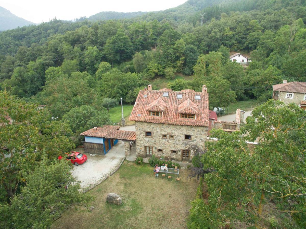 La Yosa De Arguebanes Villa ภายนอก รูปภาพ